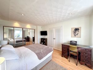 Photo 16- click for photo gallery